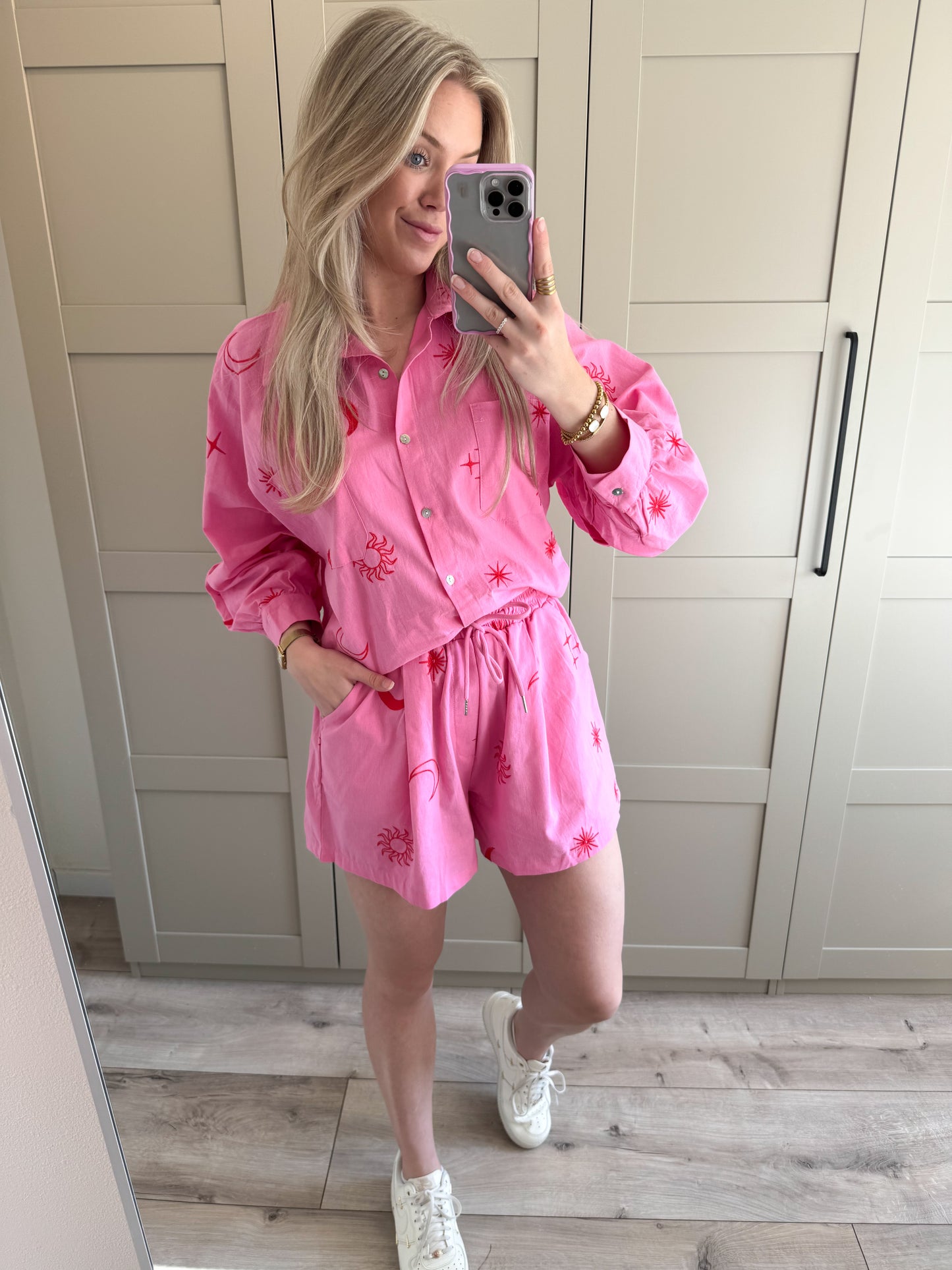 Set | Moon | Roze rood
