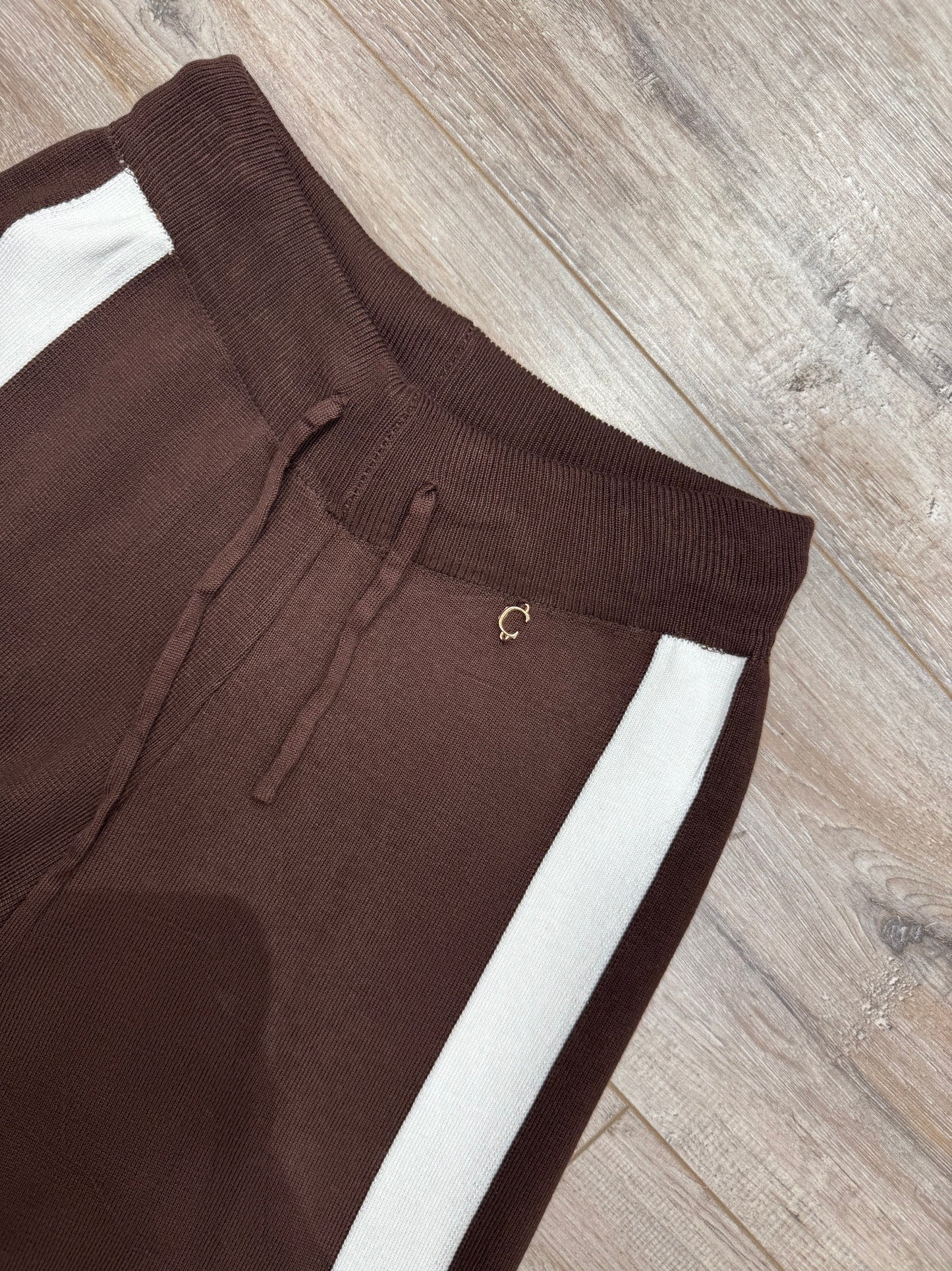 Wide leg jogging | Noor | Bruin