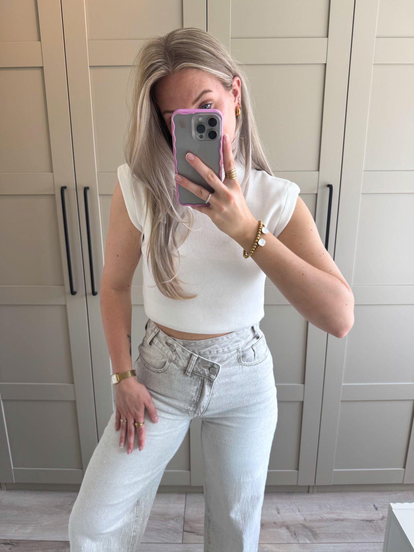 Top | Good basic | Wit