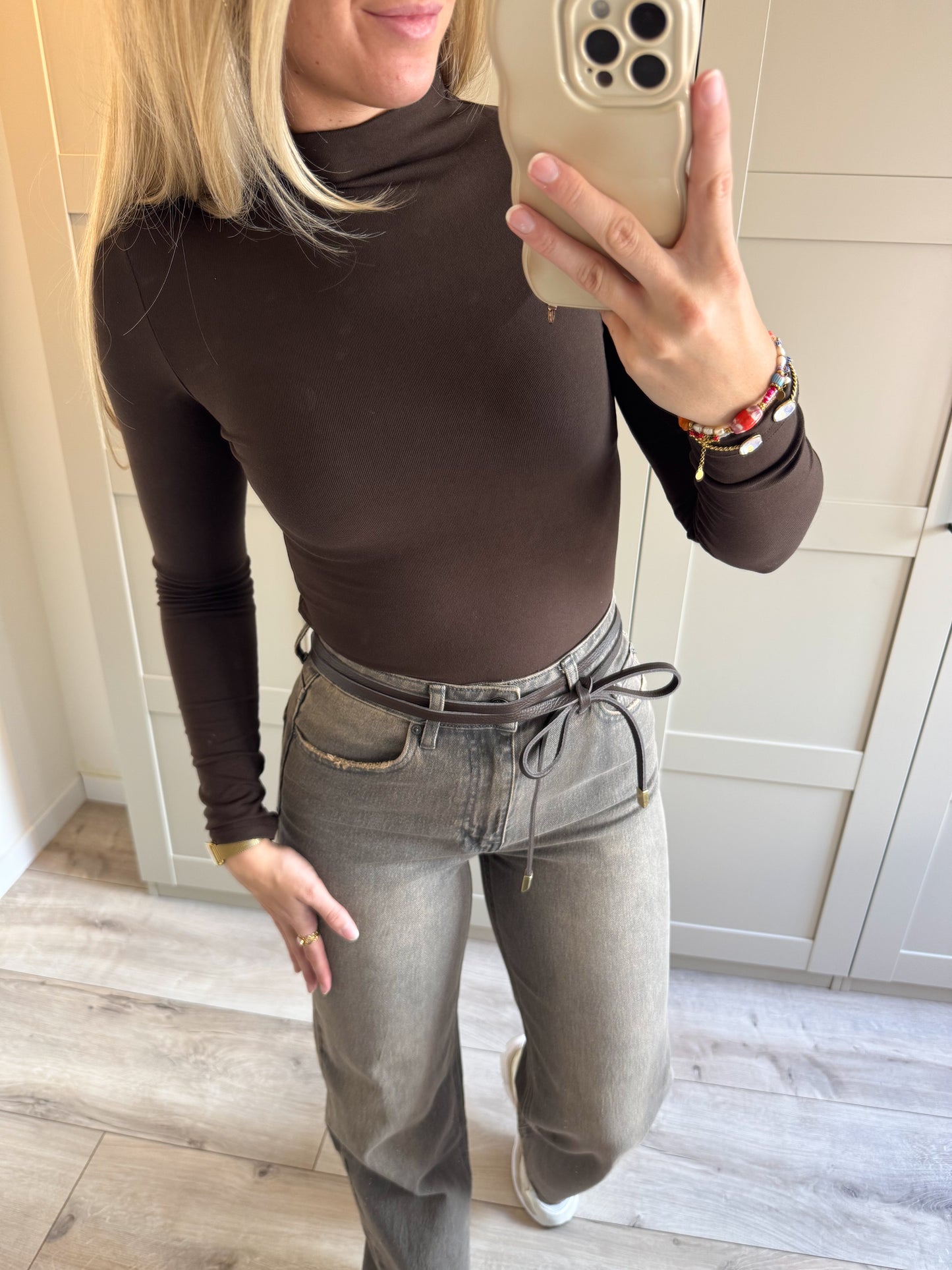 Top | Perfect basic | Bruin