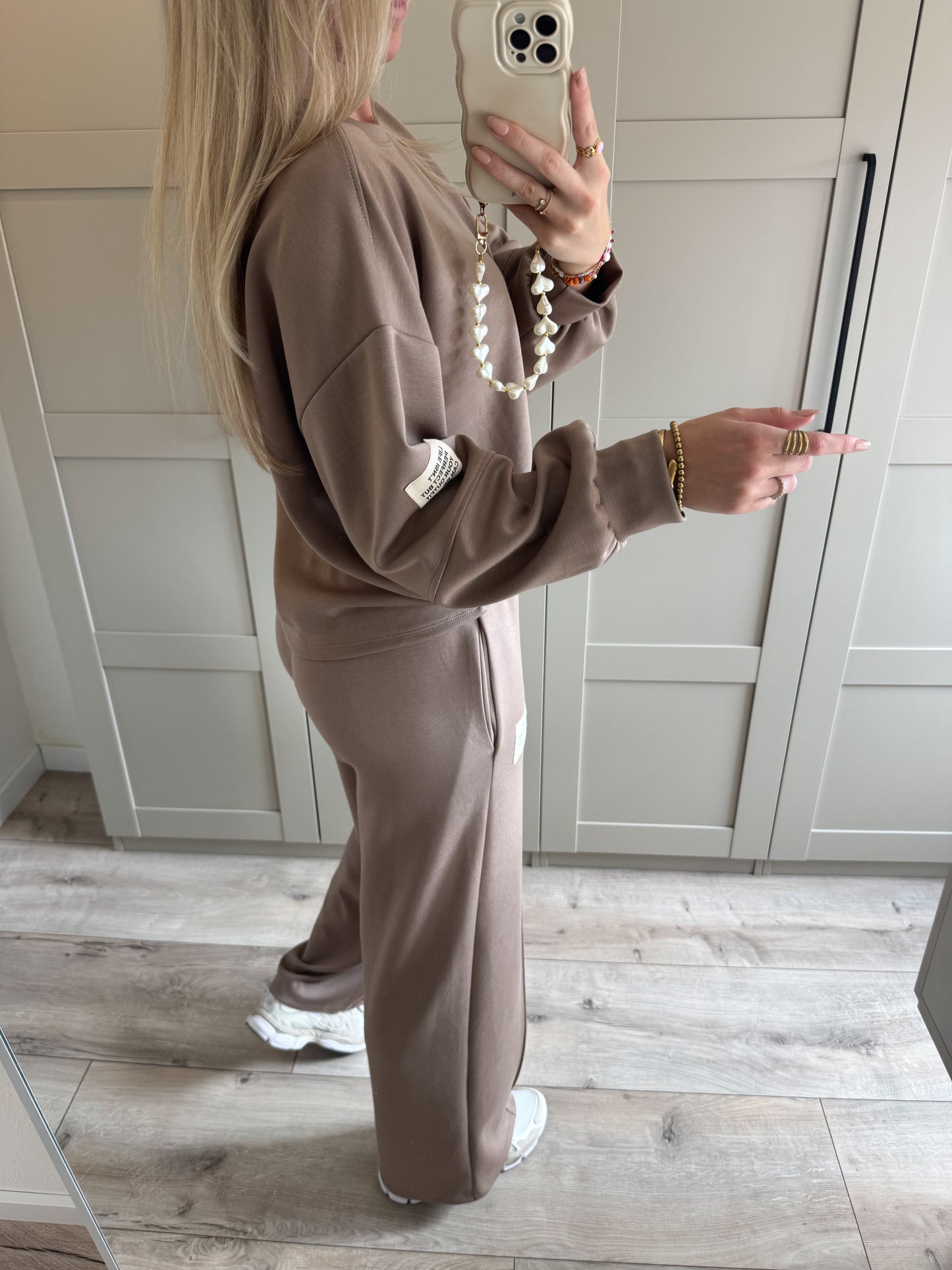 Set | Chill | Taupe