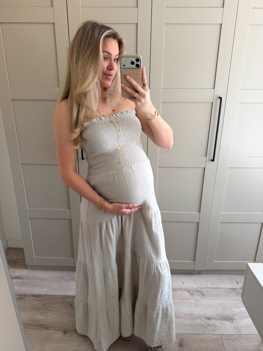 Pre-order Jurk | Romee | Beige wordt 26 mei verzonden