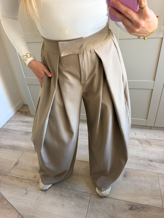 Extra wijde pantalon | Maartje | Beige