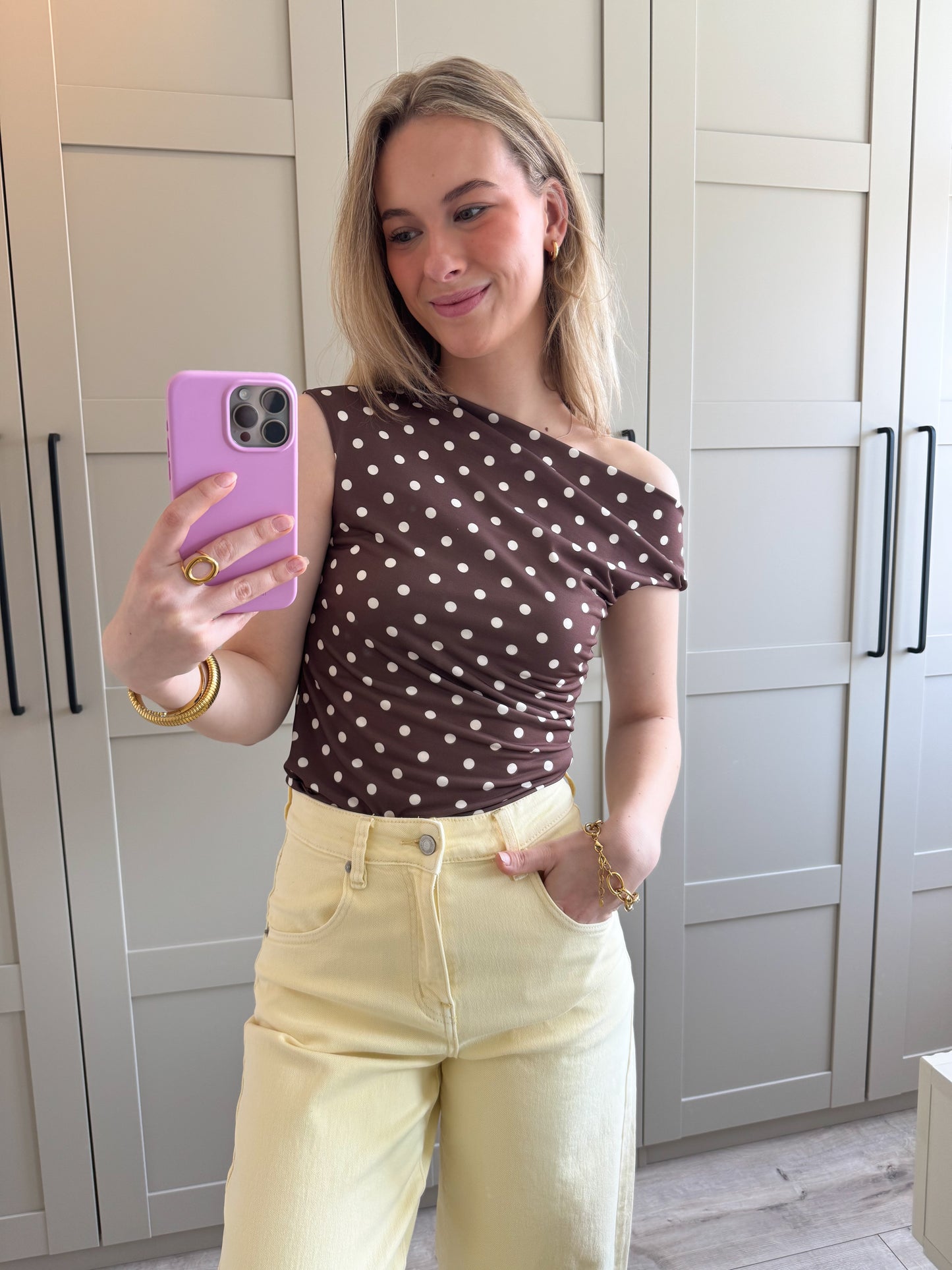 Top | Reni | Dots bruin