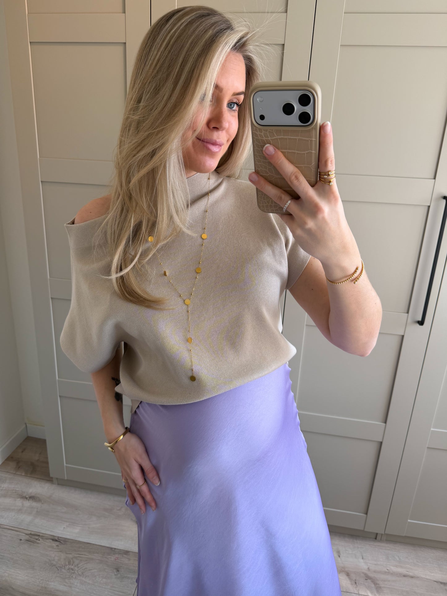 Rok | Nadine | Lila
