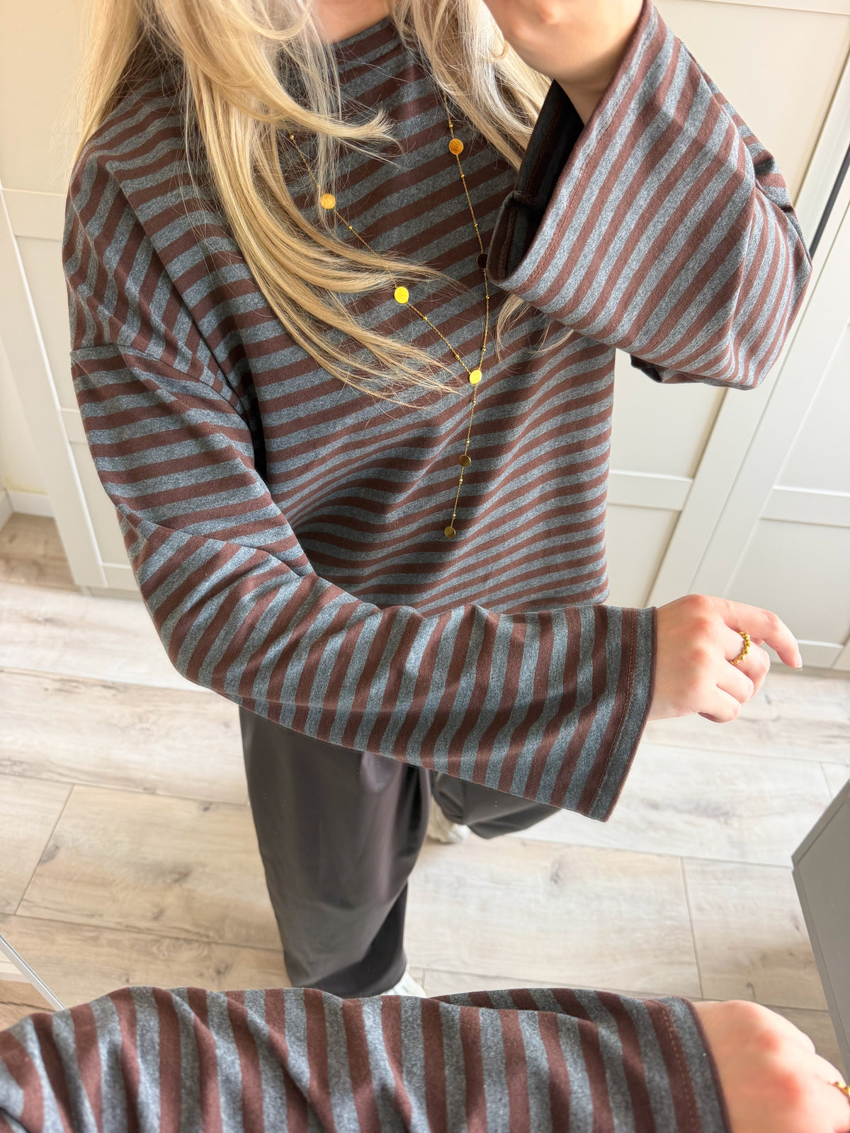 Oversized longsleeve | Stripes | Grijs bruin