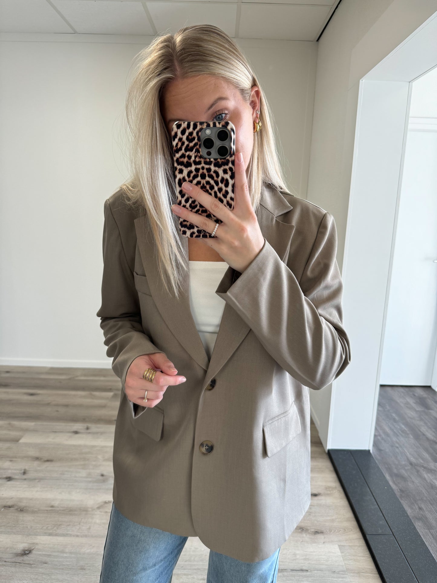 Blazer | Lotte | Taupe (overslag rug)