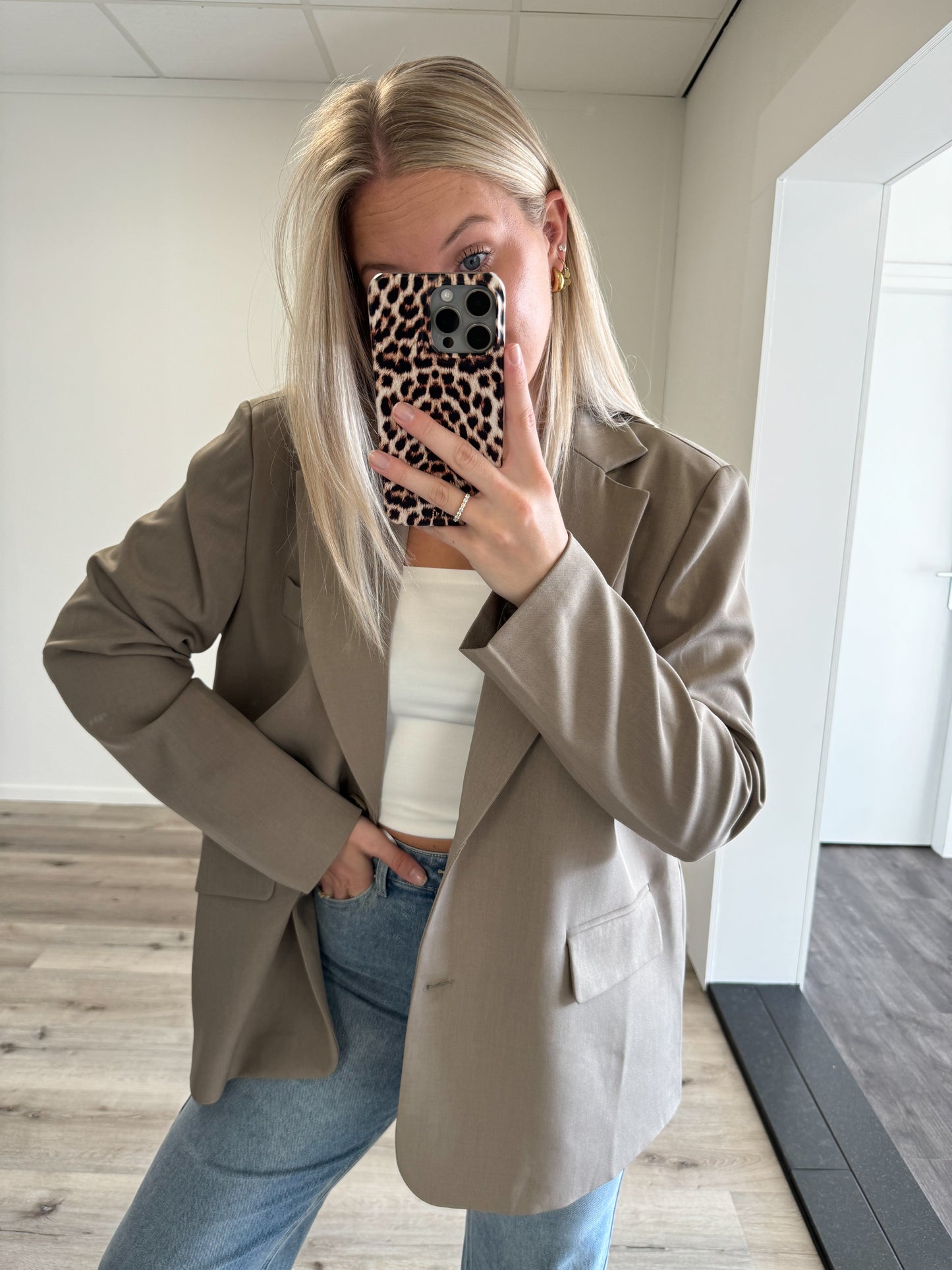 Blazer | Lotte | Taupe (overslag rug)