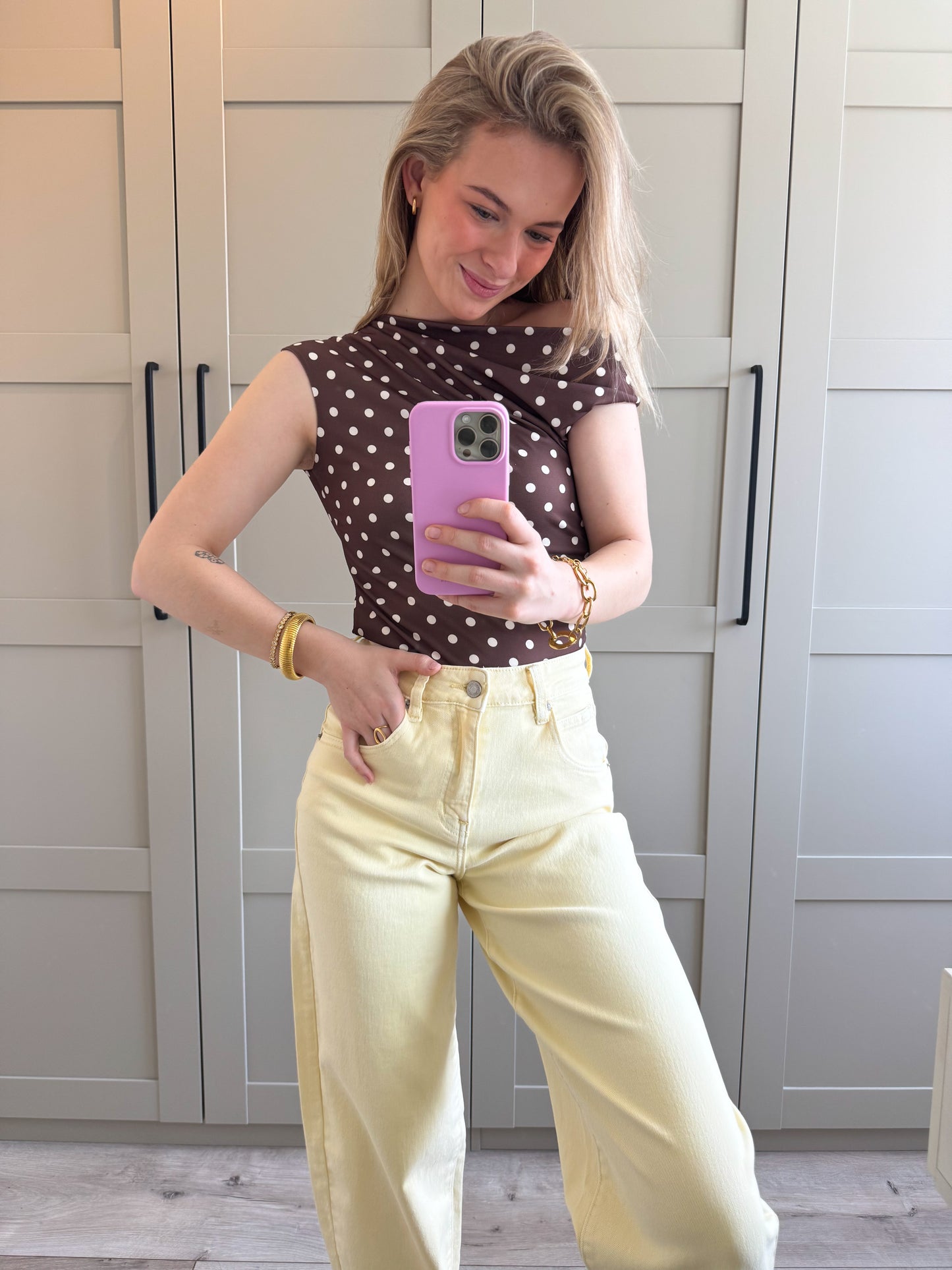 Top | Reni | Dots bruin