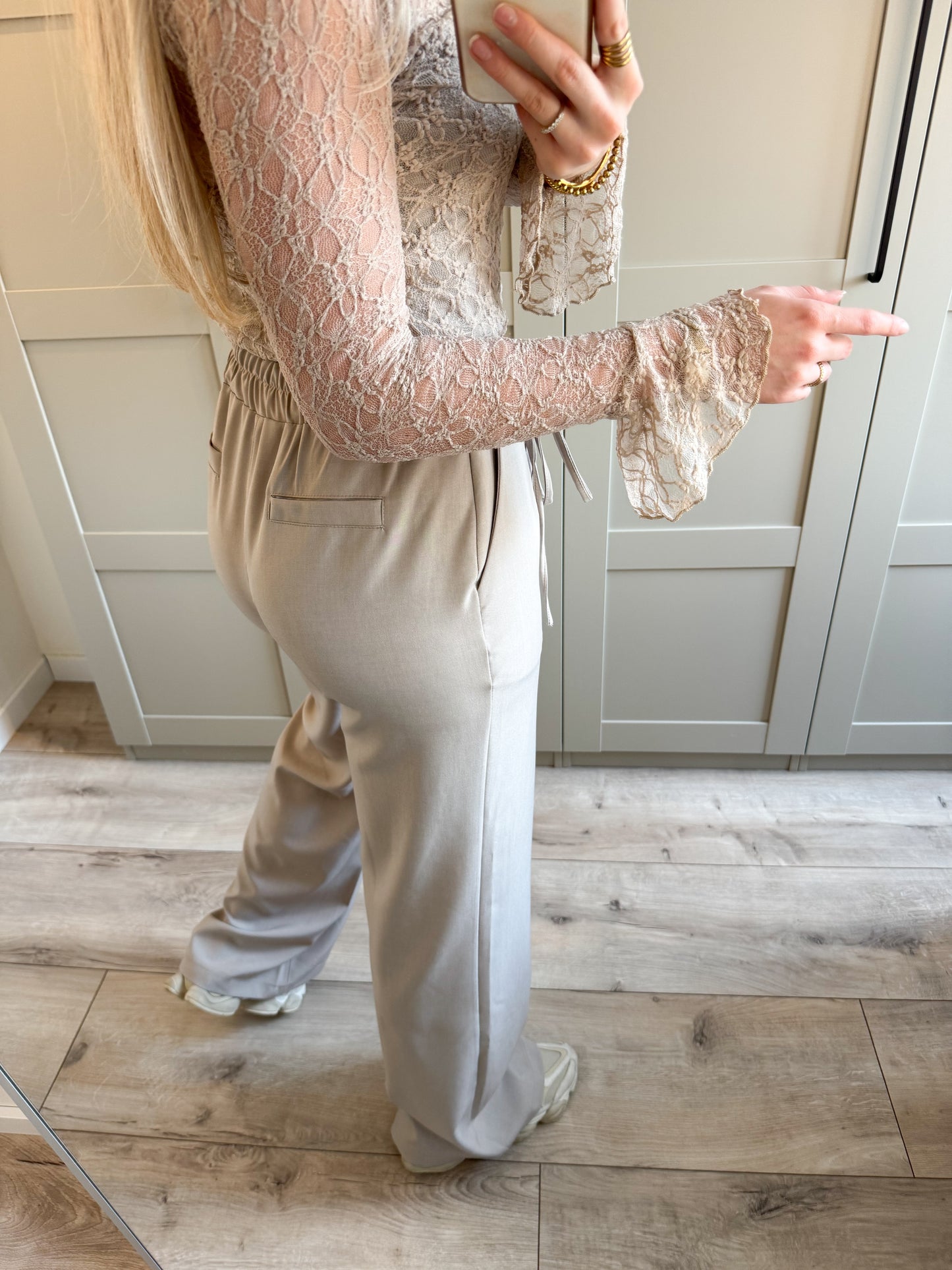 Pre-order Pantalon | Emily | Taupe uiterlijk 27 maart verstuurd